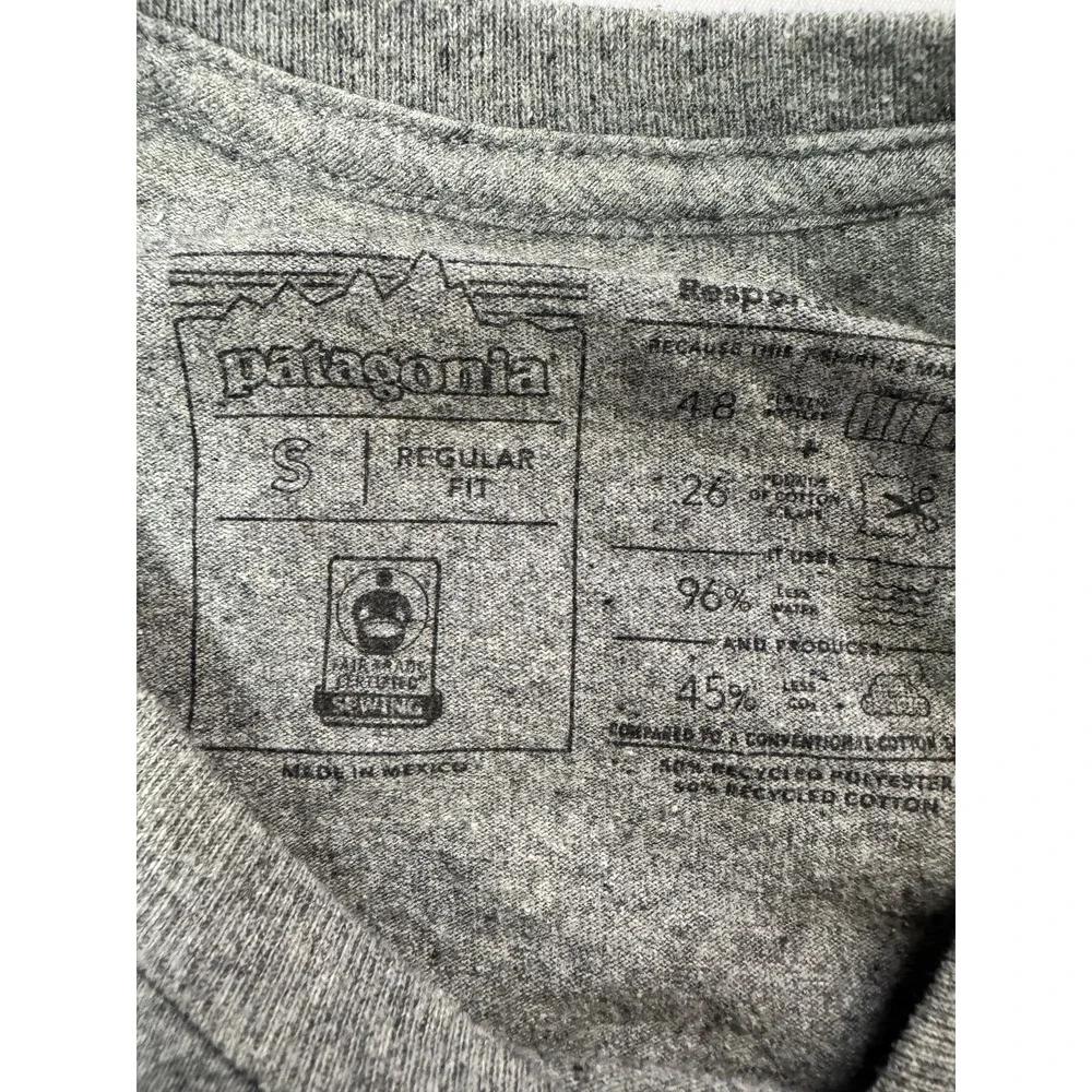 Patagonia Men's Small S P-6 Logo Responsibili-Tee Long Sleeve T-Shirt Gray - Picture 4 of 4